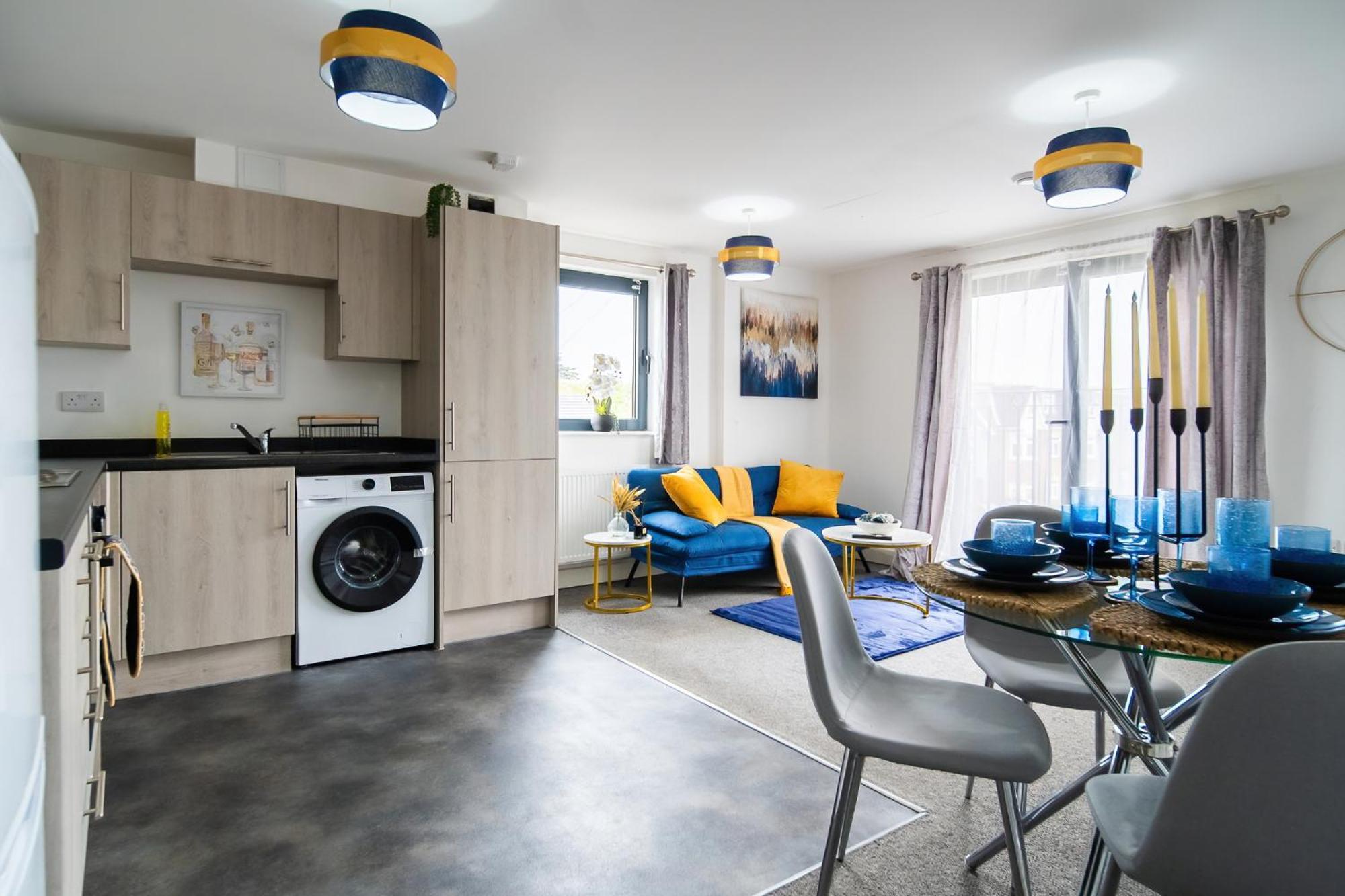 Livestay-New Private Apartment Building Minutes From Heathrow スラウ エクステリア 写真
