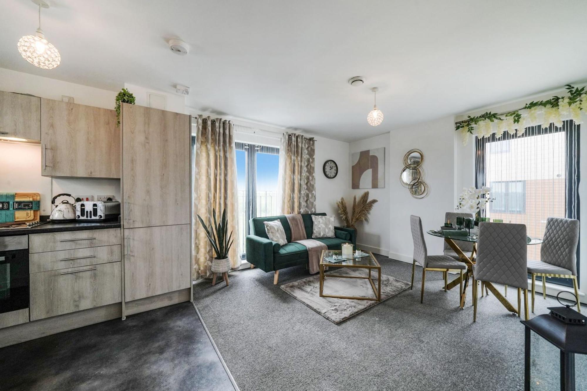 Livestay-New Private Apartment Building Minutes From Heathrow スラウ エクステリア 写真